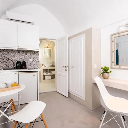 Santorini Caves Apartment