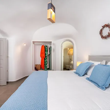 Santorini Caves Apartment